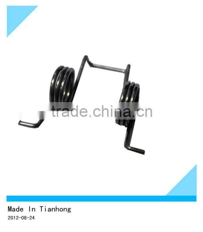 Double torsion springs with large diameter used in heavy machinery