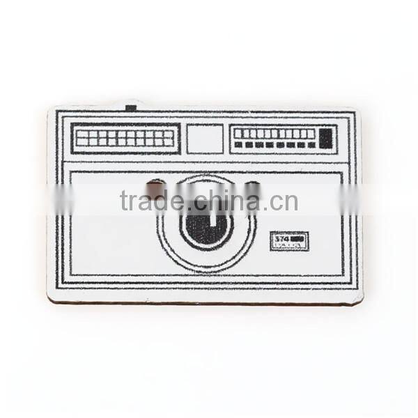 Low Price nature wooden button