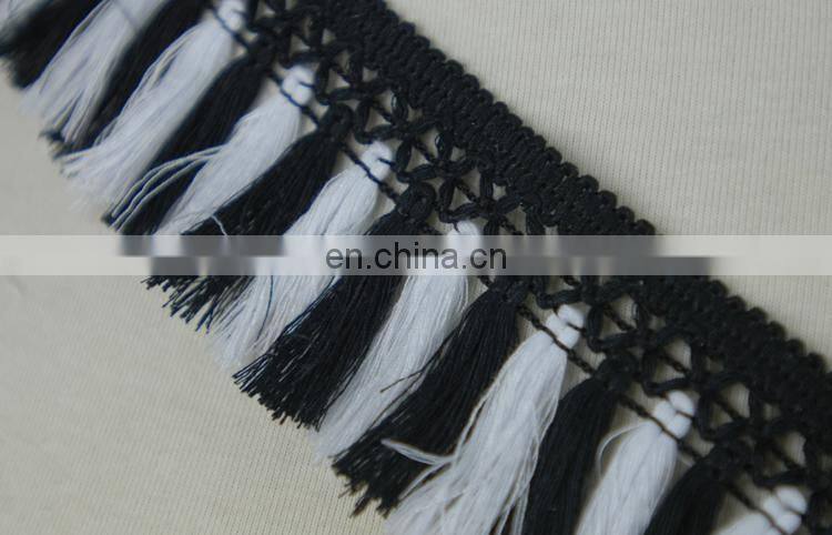 Fashionable crochet tassel lace trim