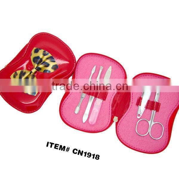 Pretty nice manicure set with bow girls manicure kit