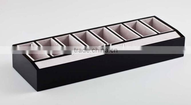 Stand velvet wooden leather belt display