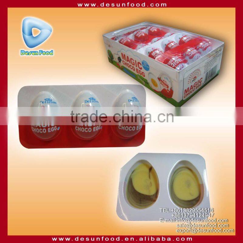 Small bird egg candy milk chocolate