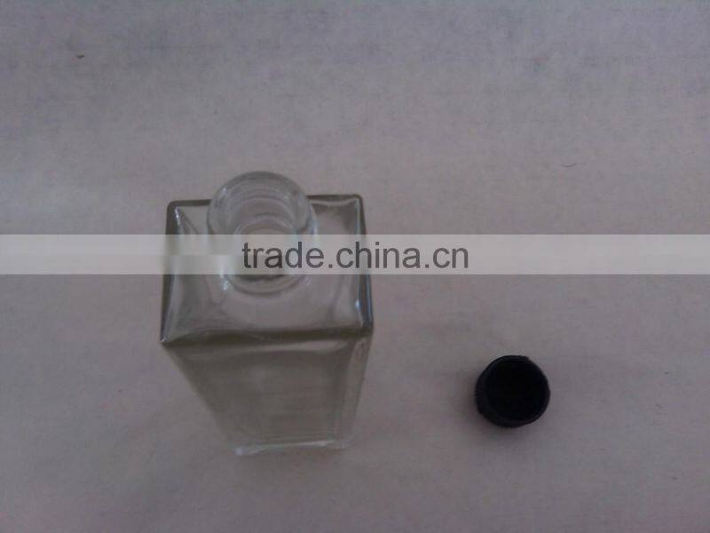60ml square glass perfume bottle with plastic screw cap