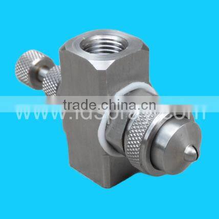 JCO type automatic cleaning or washing air atomizing spray nozzles