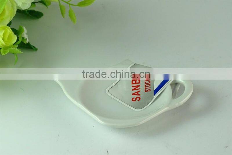 4.5inch Cheap white porcelain teapot shaped tea bag holder in stock