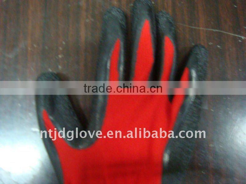 Welding Latex gloves . 13G Red Nylon with palm coated black Crinkle latex gloves , Knit wrist working safety gloves