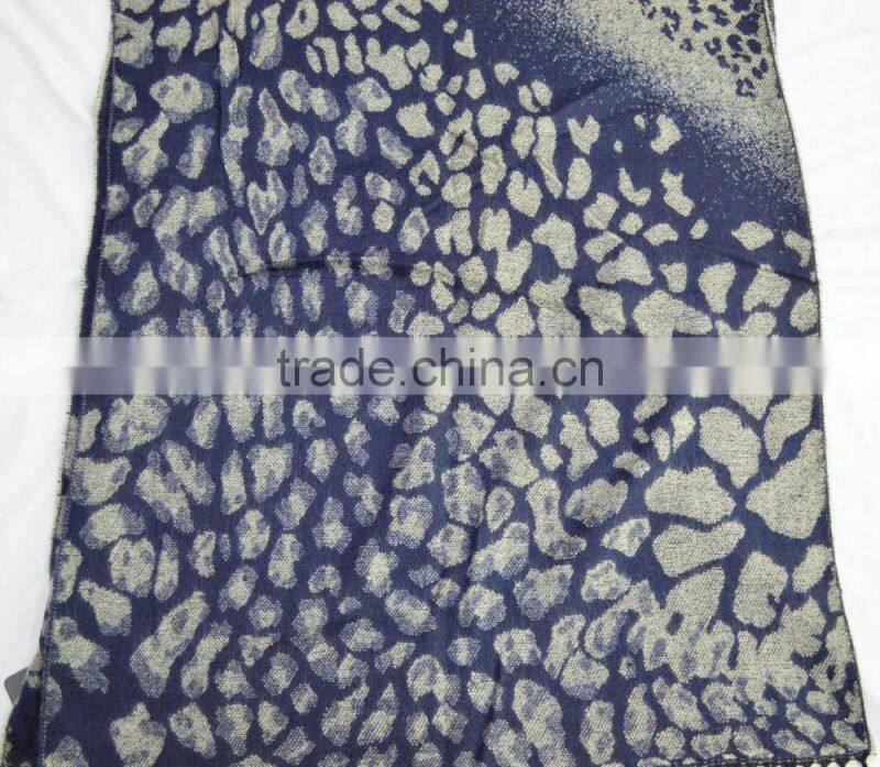 Fashion large latest jacquard wool leopard 100%viscose winter shawl