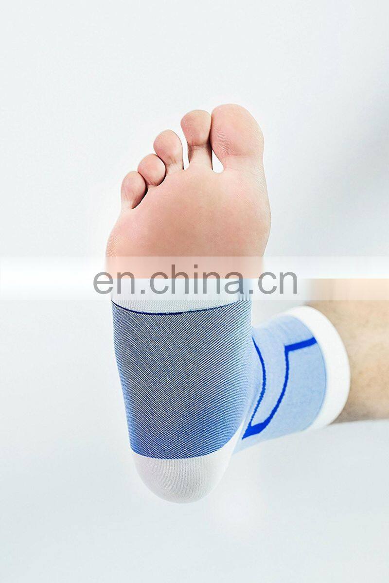 Seamless nylon compression arch support foot sleeve
