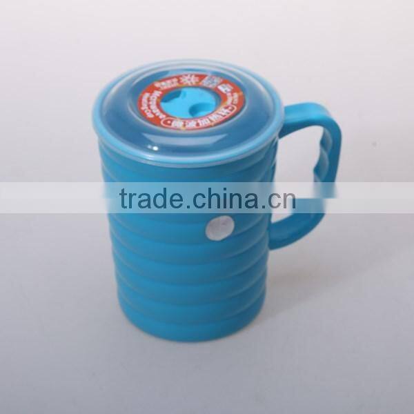 Ripple Design Portable Microwave Soup Mug with Cover