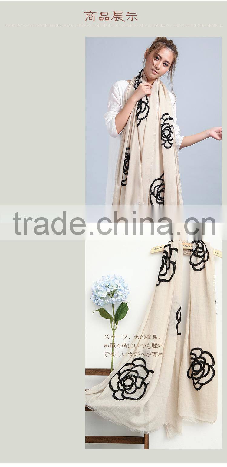 Korean Ladies Fashion Rose Flower Embroidery Shawls and Wraps Wholesale