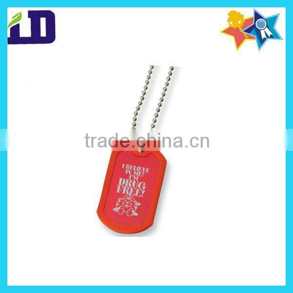 Two dog tag with one chain