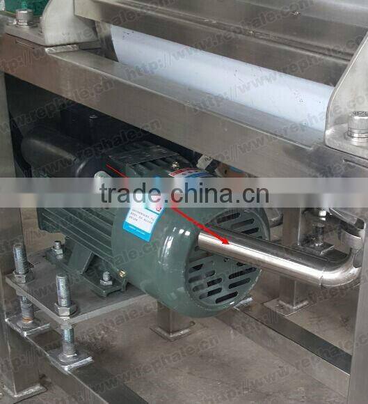 Single screw juicer machine