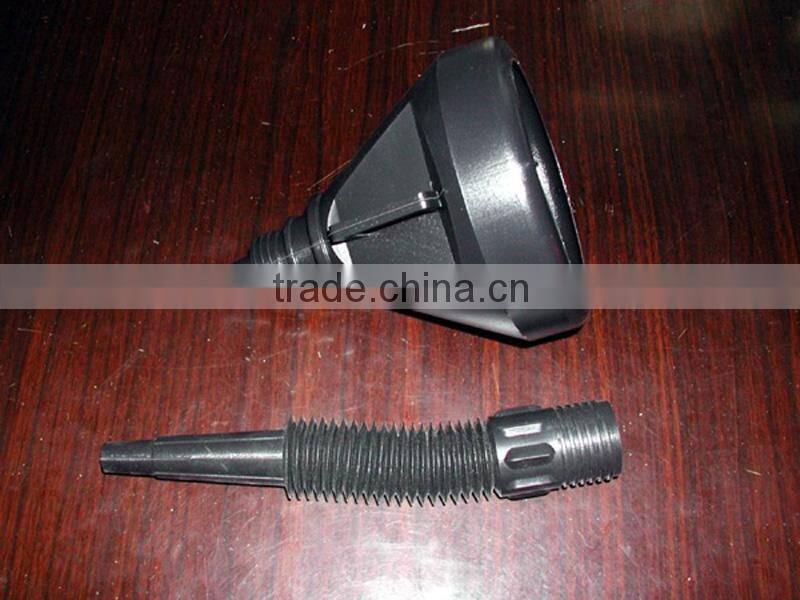 black color plastic 2 in 1 oil funnel
