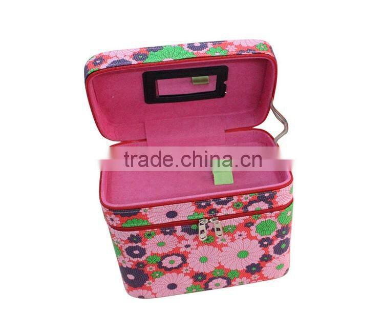Flower-like pattern & two layer bags for cosmetics