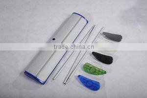 Roll up banner stand