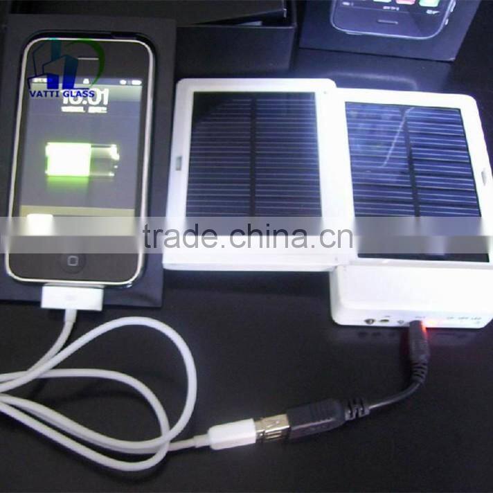 Tempered low-iron coverplate glass anti-reflective glass used as solar panel glass