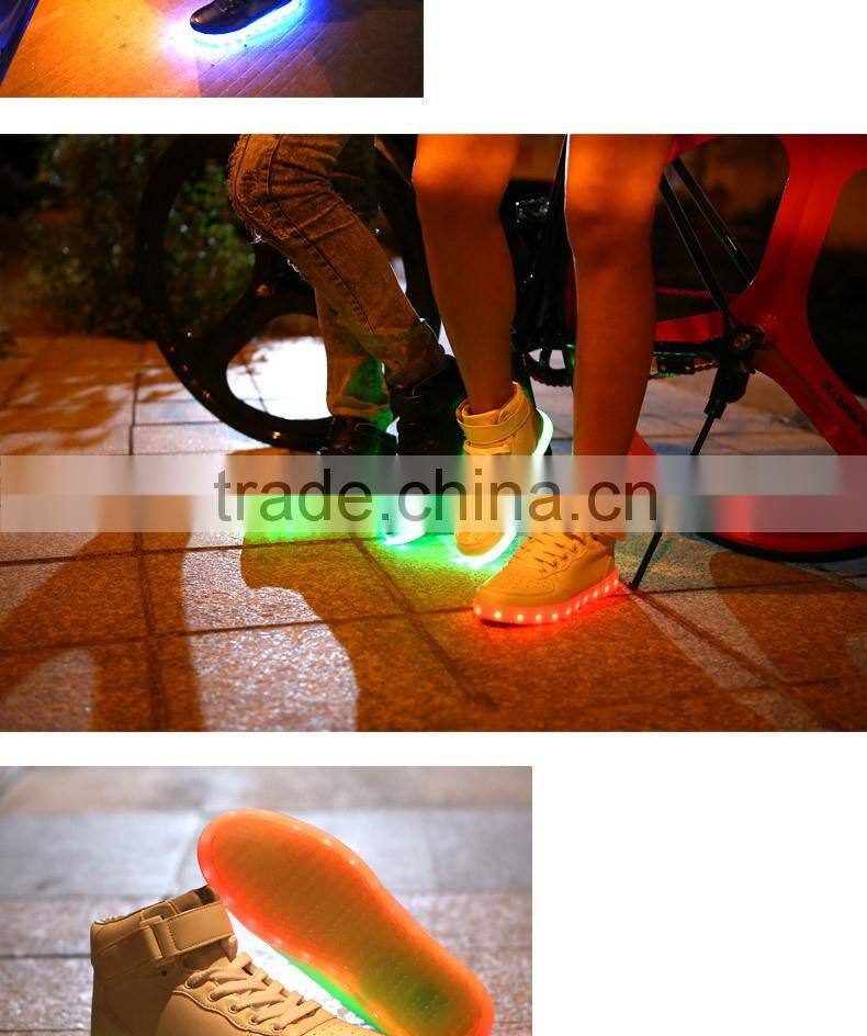 chaussure led Shoes for women and Men Light Up Casual Shoes for Adults promotion
