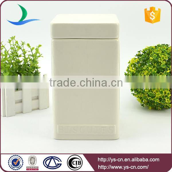 Homeware Ceramic biscuit Jar Storage Jar With White Color