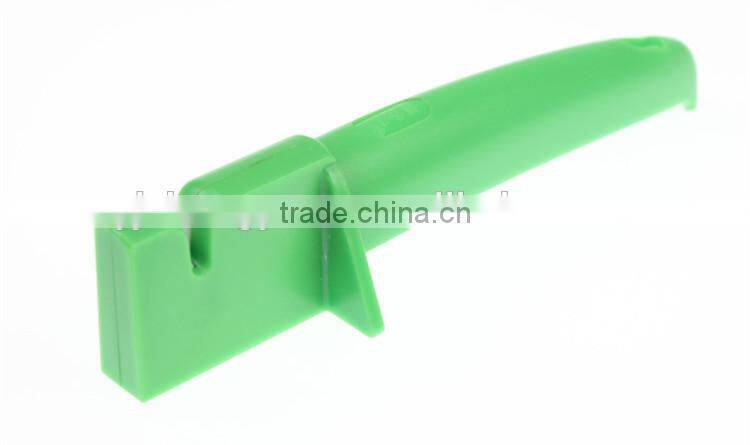 ZY-M1026 promotional green mini kitchen knife sharpener
