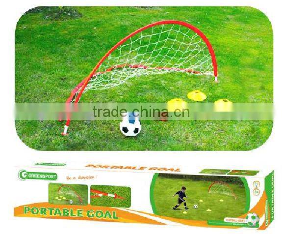 GSSGMP6 Plastic red foldable soccer goal with cones