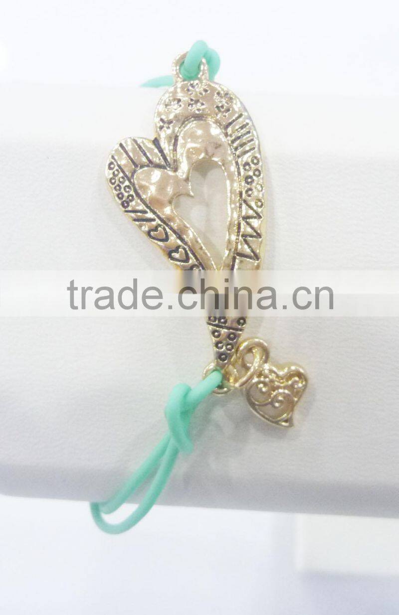 FASHION 2 ROWS HEART CHARM BRACELET