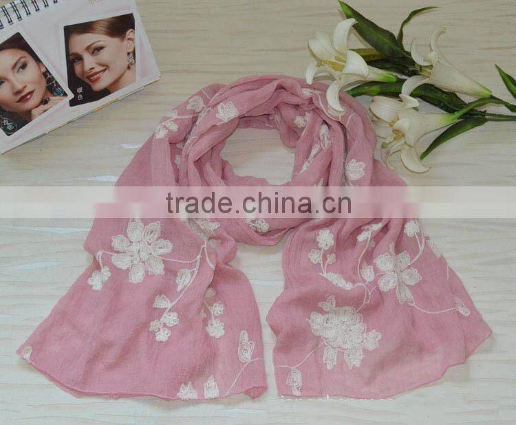 New Arrival Fashion Korean Ladies Flower Embroidery Cotton Scarf