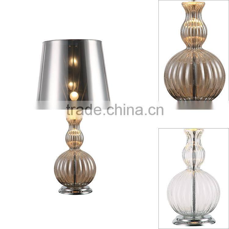 2015 New design Bedside Antique Classic Power Outlet diy desk lamp with unique lampshade and metal base