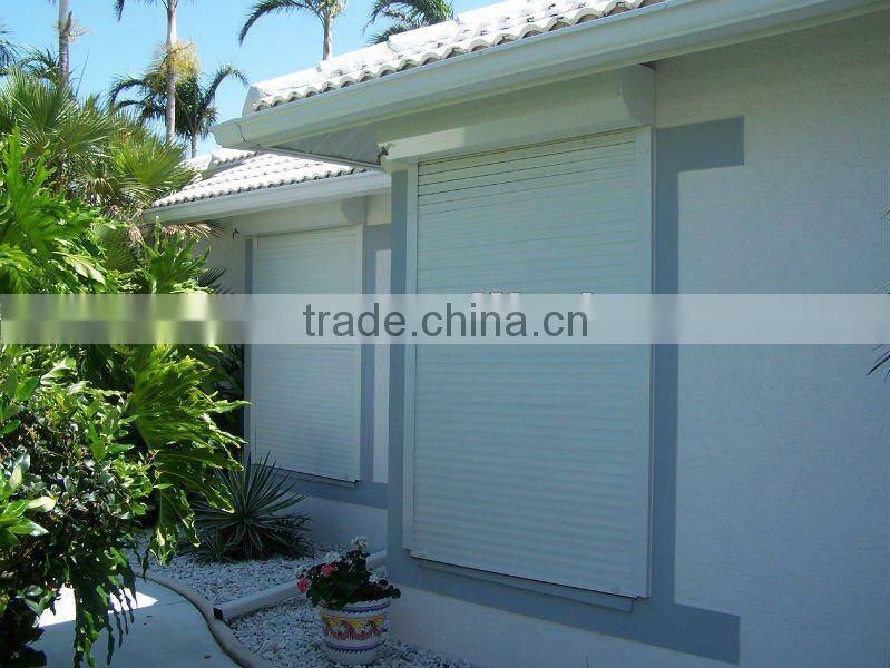 Hurricane roller shutter
