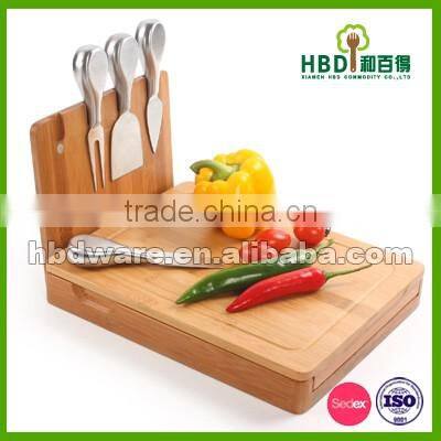 mini cheese board with knife set