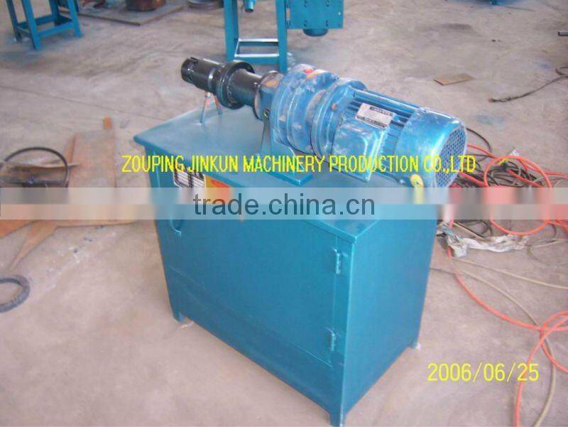 Multi-function curing chamber tyre retreading machine