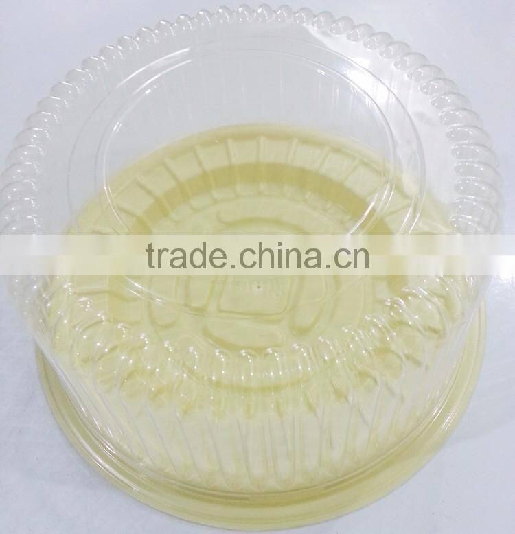 Disposable plastic clear fluted dome and black base cake pastry food domes containers