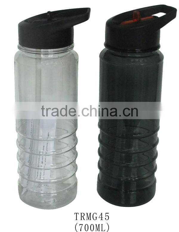 Plastic 800ml food safe sports water bottle with lanyard
