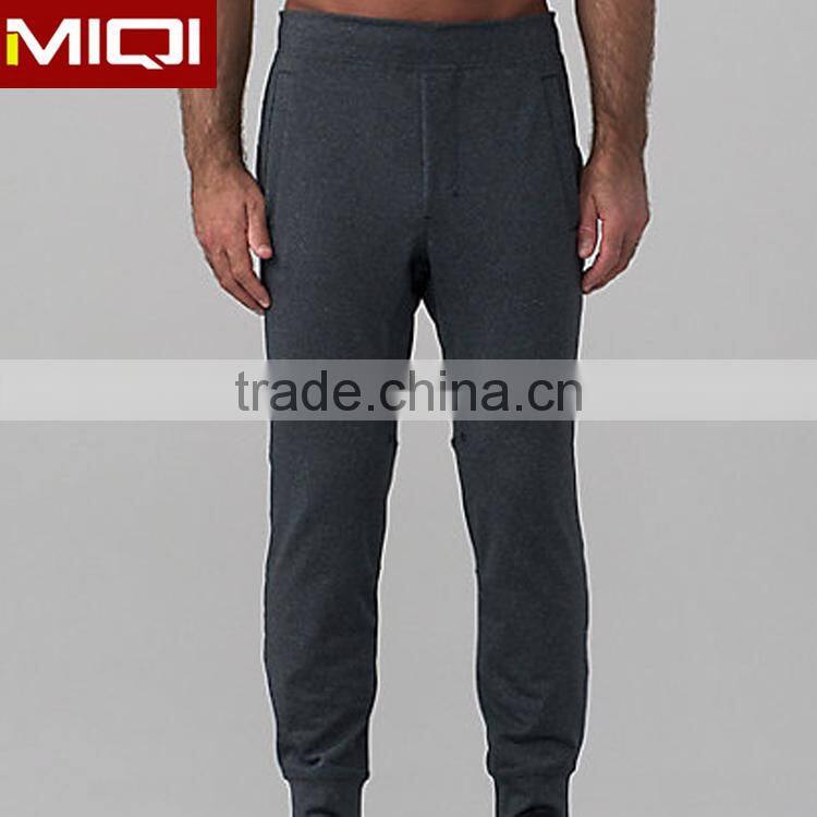 2017 New Design wholesale custom sublimation fitness wear of men pants