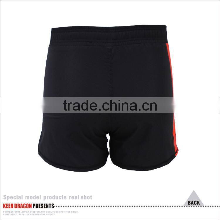 2016 NEW STYLE BLACK MMA SHORTS WITH LOGO ON THE BOTTON OF LEG OPENING