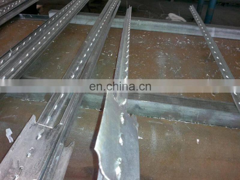 metal studded t post with spade