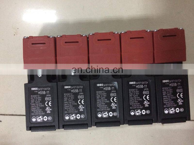 China Wholesale Guoxin HS5B-11 Standard IP67 Rated AC 15V Dual Contact Safety Interlock Switches