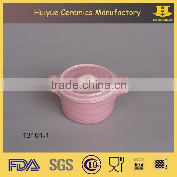 Ceramic glazed casserole with lid