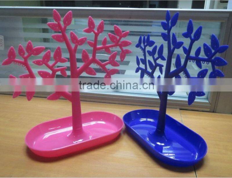 Customized artificial plastic tree for jewellery display made in china factory