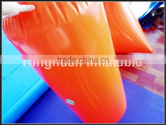 inflatable pyramid buoy/ inflatable floating water buoys