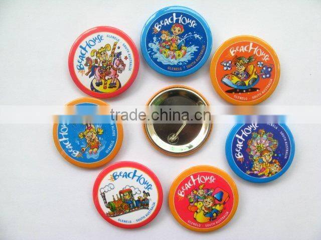 Beautiful gift football club pin badge for promotion