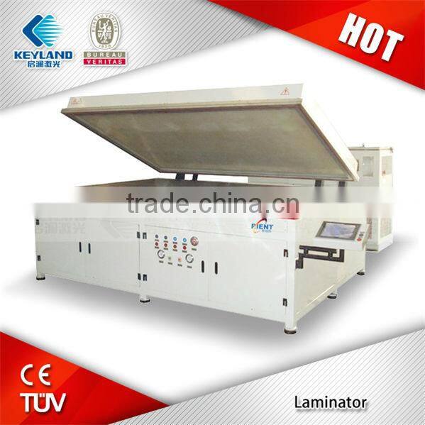 PLC Control Oil Heating Solar Panel Laminating Machine