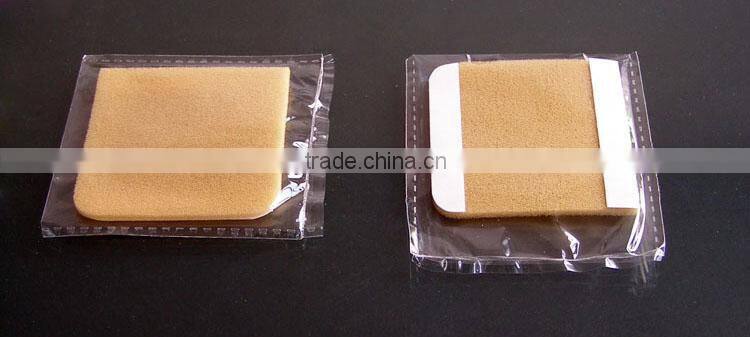 Tracheofix foam for laryngectomee