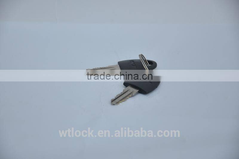 Cam cylinder lock cabinet lock with 2 fish keys