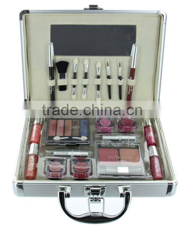 Aluminum makeup trunk Professional Premium grade Makeup cases