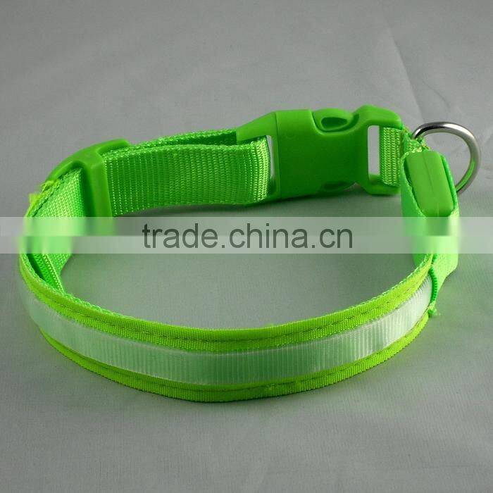 Nylon LED Dog Night Safety Collar Flashing Light up W/circular Pendant Collar Green