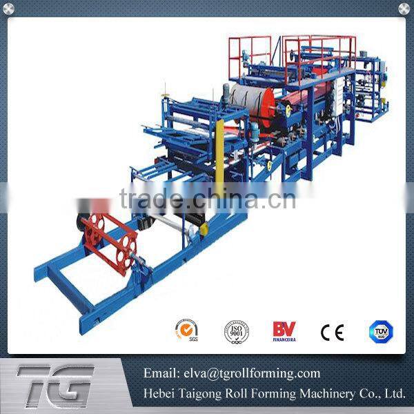 Most popular new design roll forming machine for sandwich panel sheet