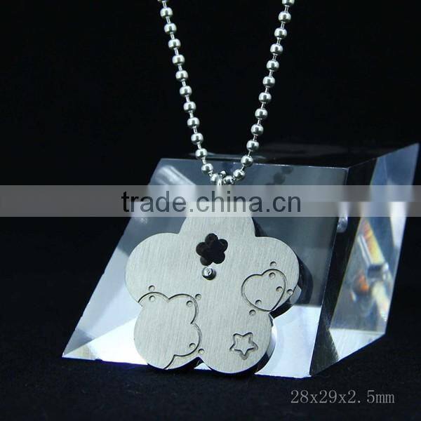 Fashion Flower Metal pendant with diamond for ladies