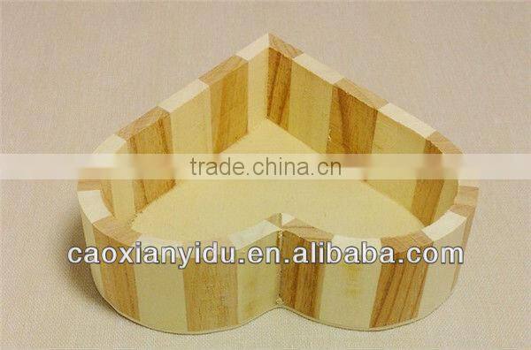 Decor Wooden Heart Shaped Jewelry Holder Wood Box Storge Box Mini Wooden box Small Box For Weding Key Box