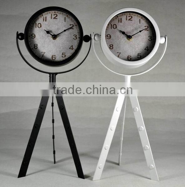 Metal tall table clock
