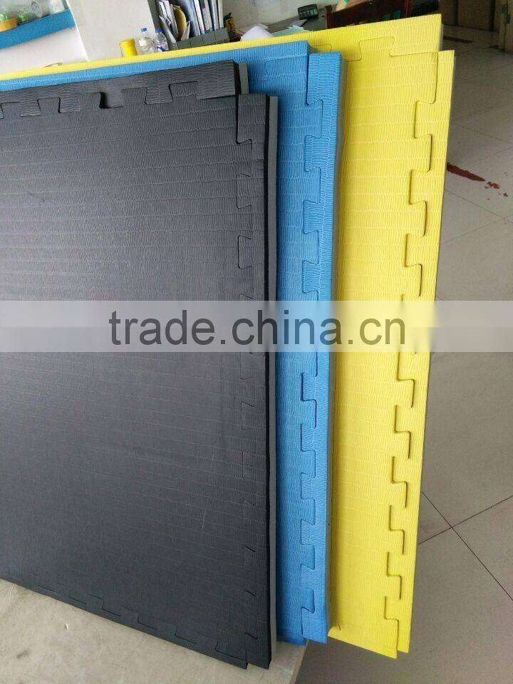 2017 factory directly sell good quality red blue black dual color reversible taekwondo mat